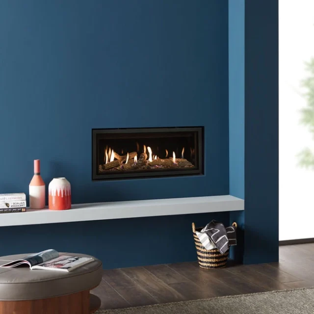 Studio-2-Edge-Cool-Wall-with-Log-effect-fuel-bed-and-EchoFlame-Black-Glass-Lining