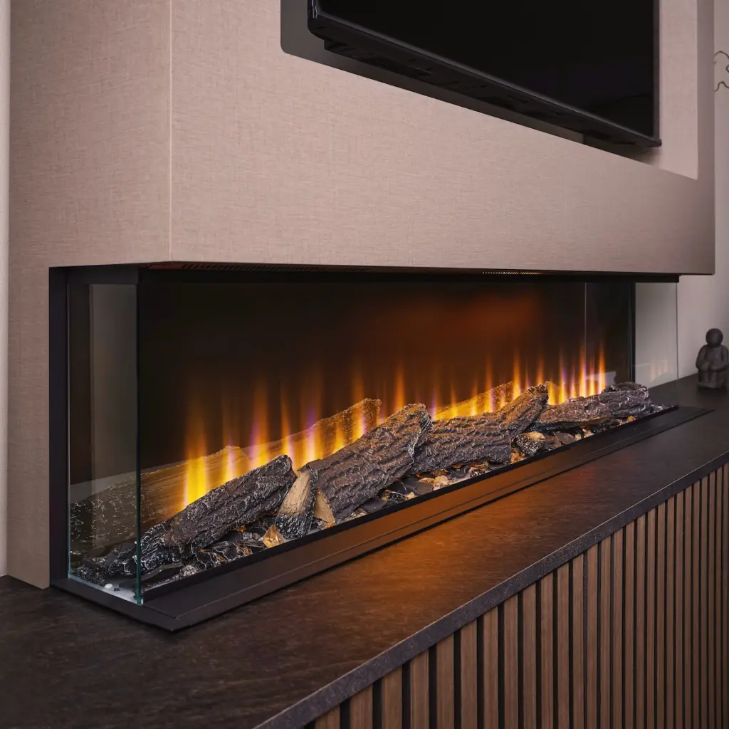 Focal Point Eccentra-LED-1500_3-sided_Angled-Roomset